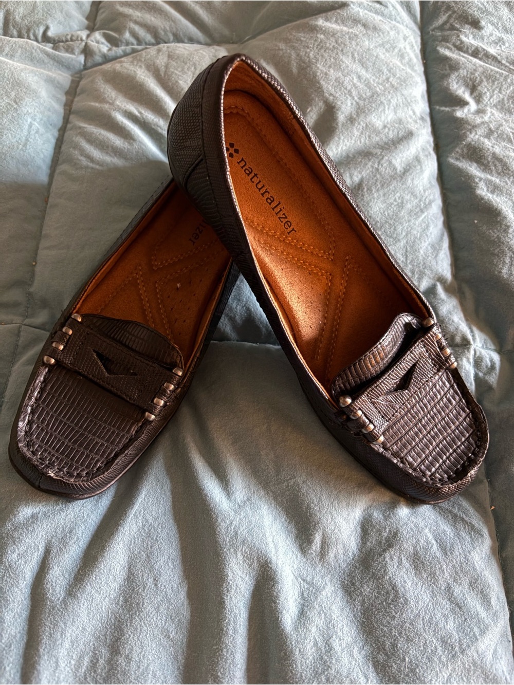 Naturalizer Women’s Black Leather Croc Loafers